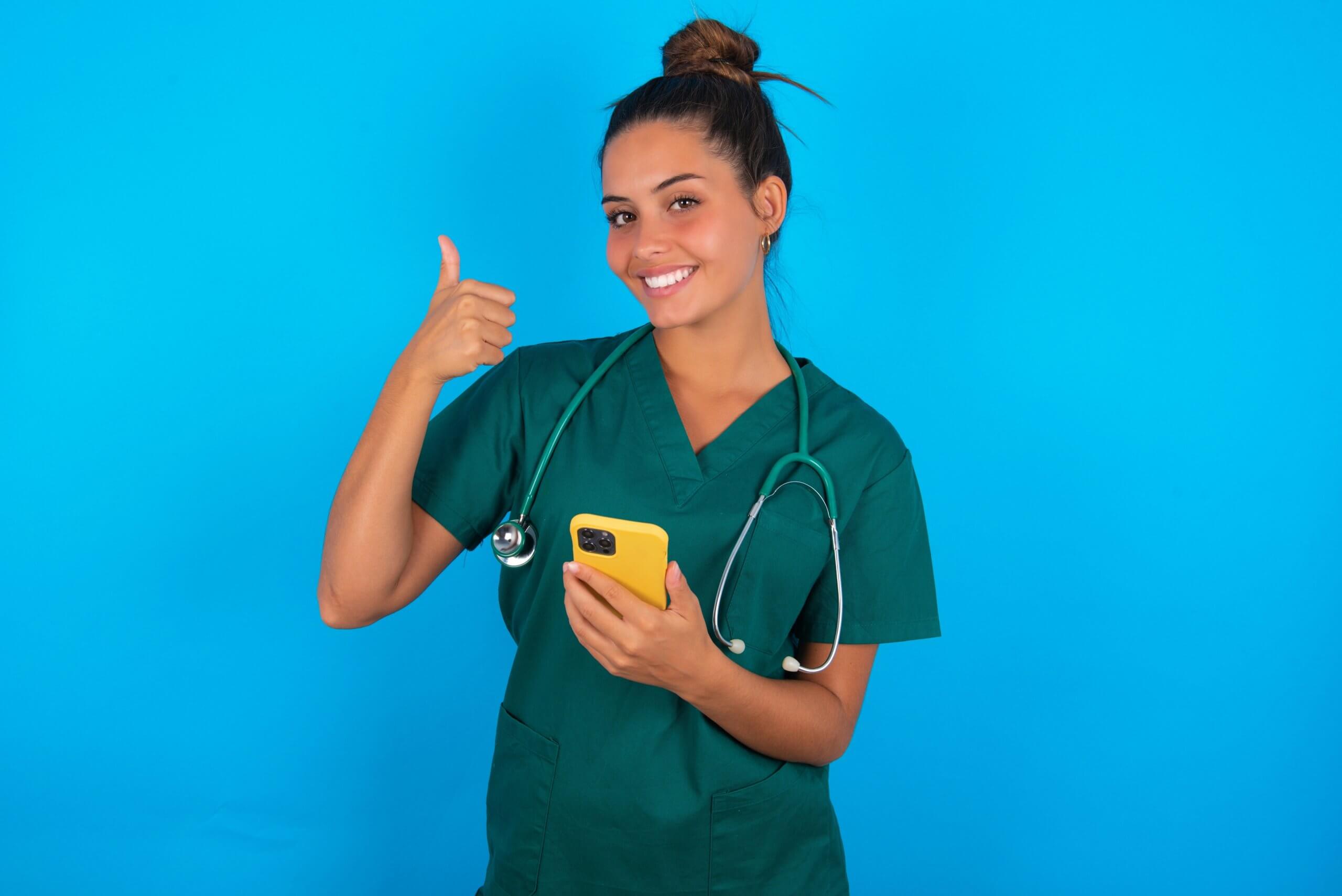 cosmetic injector nurse approves of medical aesthetician schools 