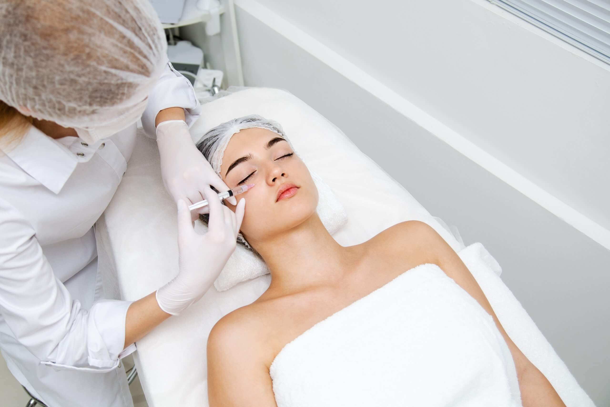 become a cosmetic injector to perform medical aesthetic treatments
